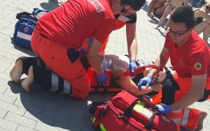 Pokaz ratownictwa na basenie letnim (2)