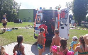 Pokaz ratownictwa na basenie letnim (5)
