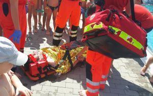 Pokaz ratownictwa na basenie letnim (13)