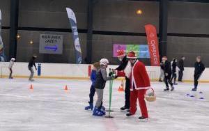 Mikołajki 2020 na lodowisku OKR Atol (8)