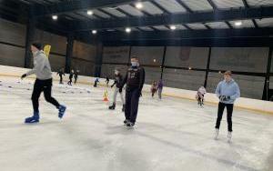 Mikołajki 2020 na lodowisku OKR Atol (8)