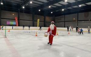 Mikołajki 2020 na lodowisku OKR Atol (2)